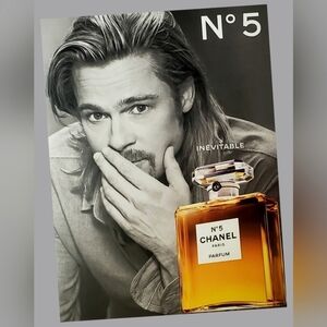 CHANEL No.5 Art Brad Pitt Fashion Décor